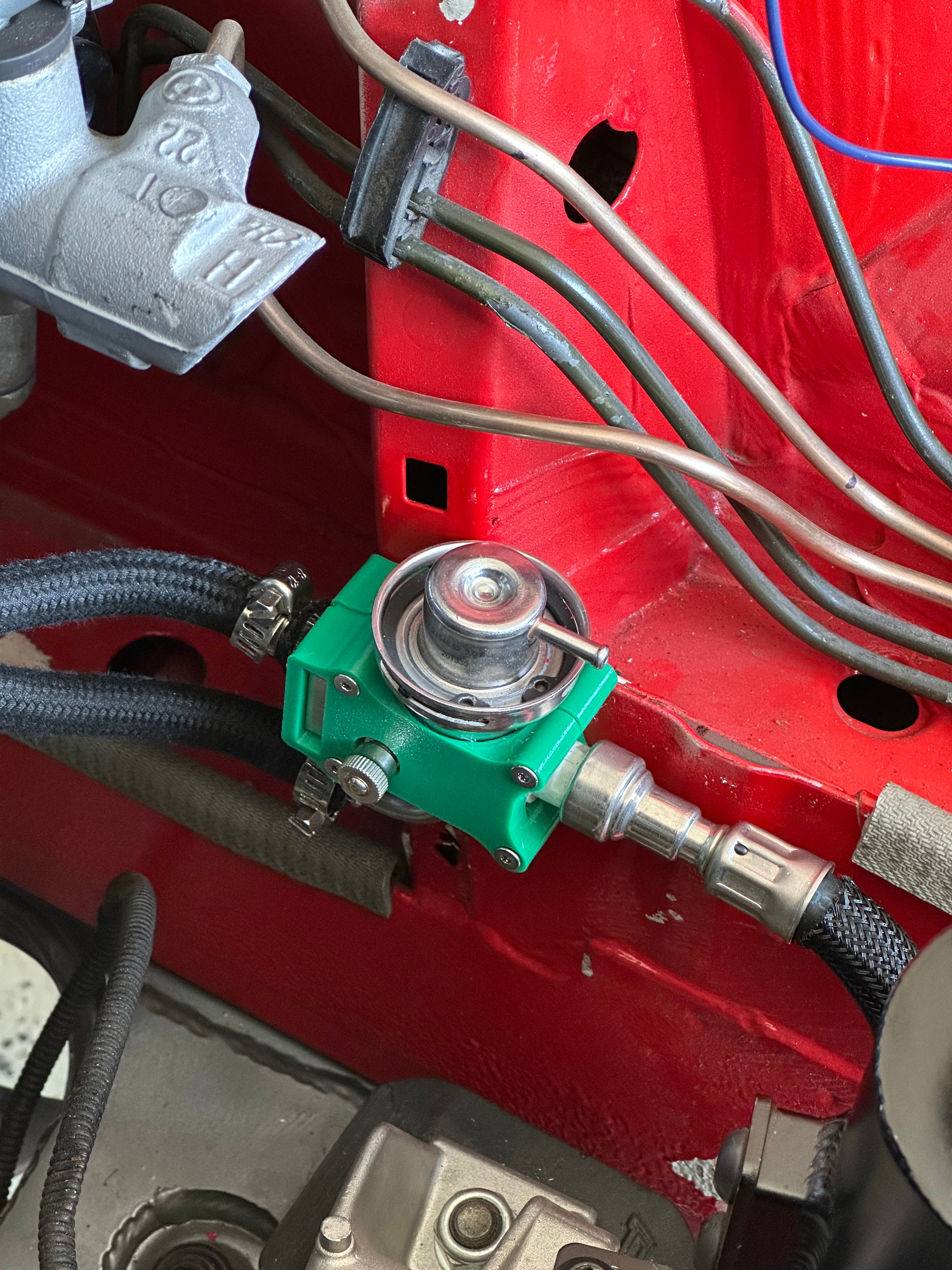 BMW S54 Fuel Pressure Regulator Mount for E30