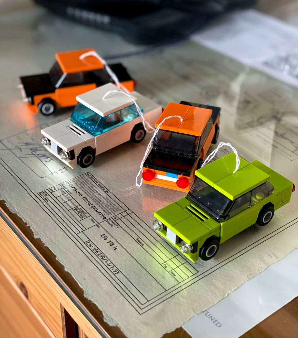 E10 2002 Christmas Ornaments